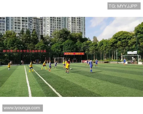 红旗堡足球：凝聚热情与梦想的绿茵场上演绎青春的激情与荣耀